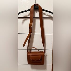 Trendy crossbody. New, never used.